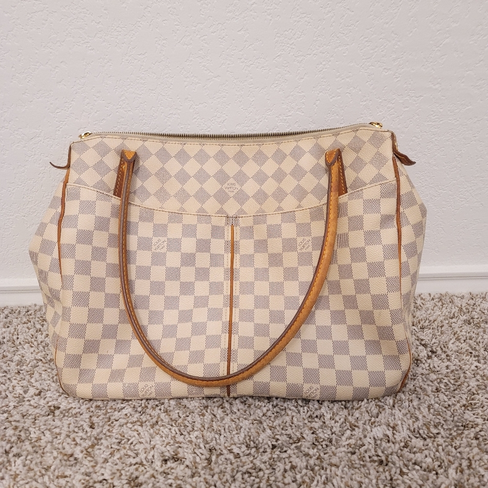 LOUIS VUITTON Damier Azur Figheri GM SOLD